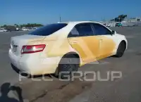 2011 Toyota CAMRY фото