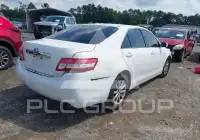 2011 Toyota CAMRY фото