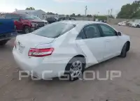2011 Toyota CAMRY photo