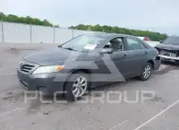 2011 Toyota CAMRY фото