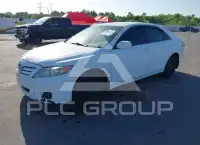 2011 Toyota CAMRY фото