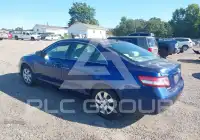 2011 Toyota CAMRY photo