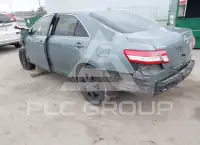 2011 Toyota CAMRY фото