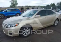 2011 Toyota CAMRY фото
