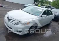 2011 Toyota CAMRY фото