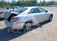 2011 Toyota CAMRY фото