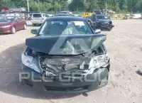 2011 Toyota CAMRY фото