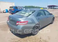 2011 Toyota CAMRY photo