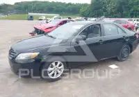 2011 Toyota CAMRY фото
