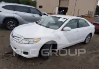 2011 Toyota CAMRY фото