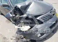 2011 Toyota CAMRY фото