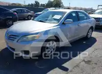 2011 Toyota CAMRY фото