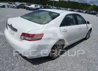 2011 Toyota CAMRY фото