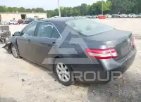 2011 Toyota CAMRY фото