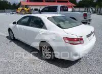 2011 Toyota CAMRY фото