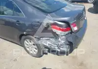 2011 Toyota CAMRY photo