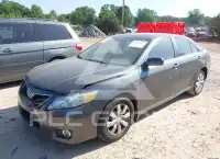 2011 Toyota CAMRY фото