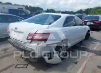 2011 Toyota CAMRY фото