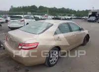 2011 Toyota CAMRY photo