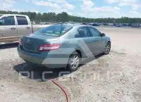 2011 Toyota CAMRY фото