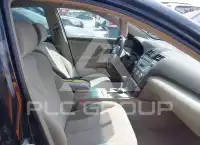 2011 Toyota CAMRY фото