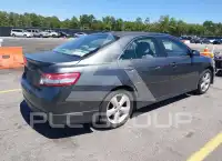 2011 Toyota CAMRY фото