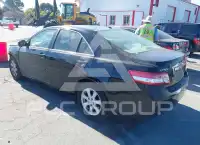 2011 Toyota CAMRY photo