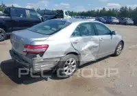 2011 Toyota CAMRY photo