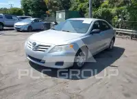 2011 Toyota CAMRY фото