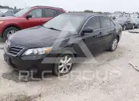 2011 Toyota CAMRY фото