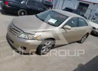 2011 Toyota CAMRY фото