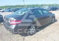 2011 Toyota CAMRY фото