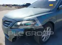 2011 Toyota CAMRY фото