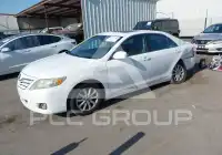 2011 Toyota CAMRY фото