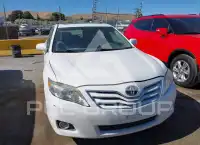 2011 Toyota CAMRY фото