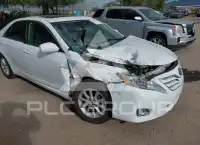 2011 Toyota CAMRY фото