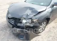 2011 Toyota CAMRY фото
