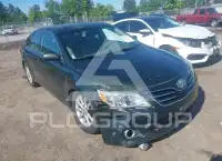 2011 Toyota CAMRY фото