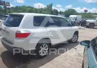 2011 Toyota Highlander фото