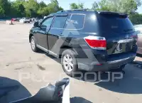 2011 Toyota Highlander фото