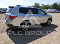2011 Toyota Highlander фото