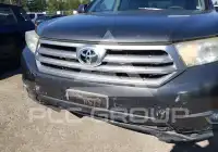 2011 Toyota Highlander photo