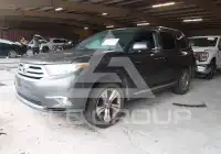 2011 Toyota Highlander фото