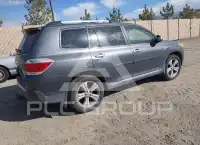 2011 Toyota Highlander photo