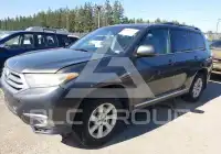 2011 Toyota Highlander photo