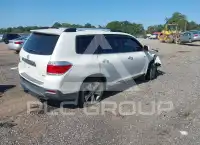 2011 Toyota Highlander photo