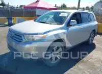 2011 Toyota Highlander photo