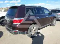 2011 Toyota Highlander photo