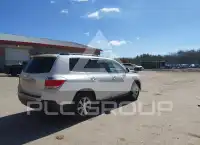 2011 Toyota Highlander фото