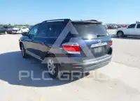 2011 Toyota Highlander фото